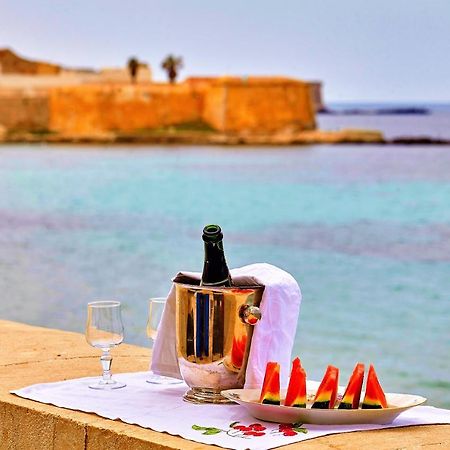 Be Mediterraneo, In Centro Sul Mare - In The Center Beach Front - 80 Mq 트라파니 외부 사진