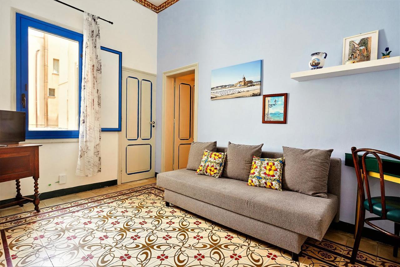 Be Mediterraneo, In Centro Sul Mare - In The Center Beach Front - 80 Mq 트라파니 외부 사진